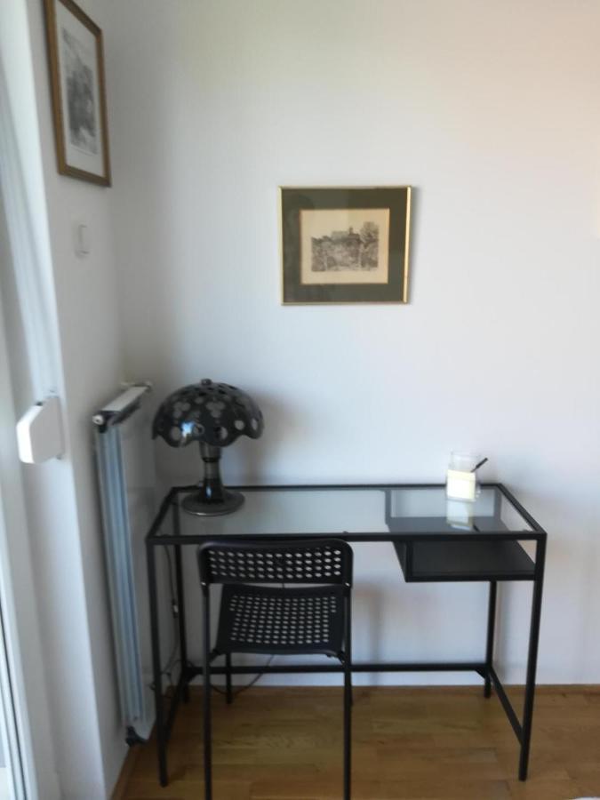 Homy Apartment In Buda, With Safe Garage And Terrace Boedapest Buitenkant foto